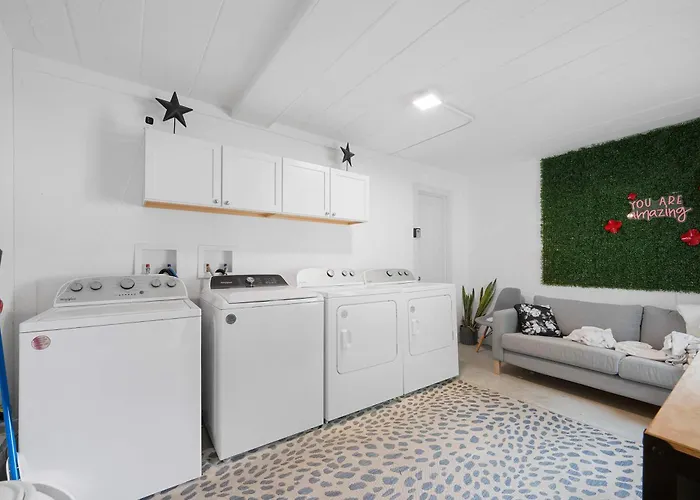 Chic Retreat 93f Columbus